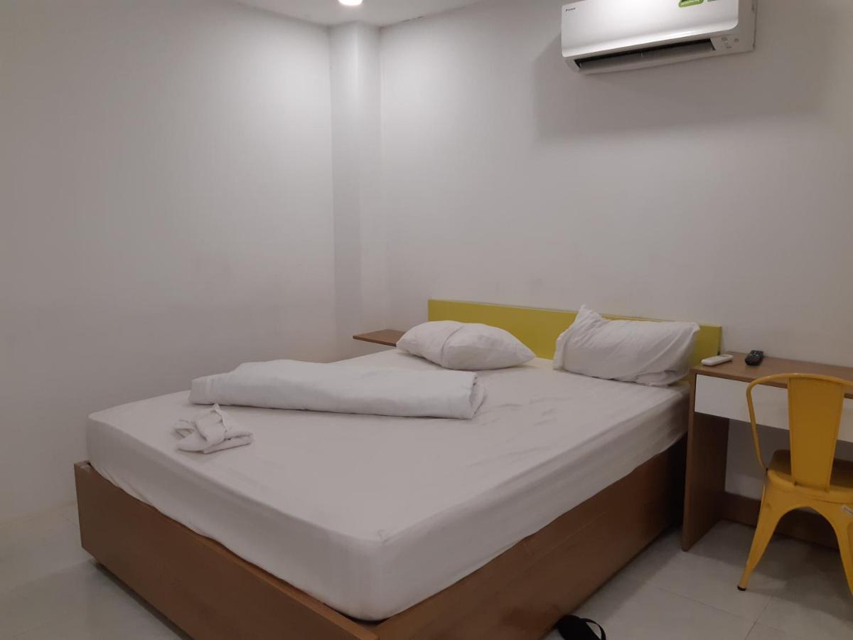 Yelo Hostel & Cafe Bandar Ho Chi Minh Luaran gambar